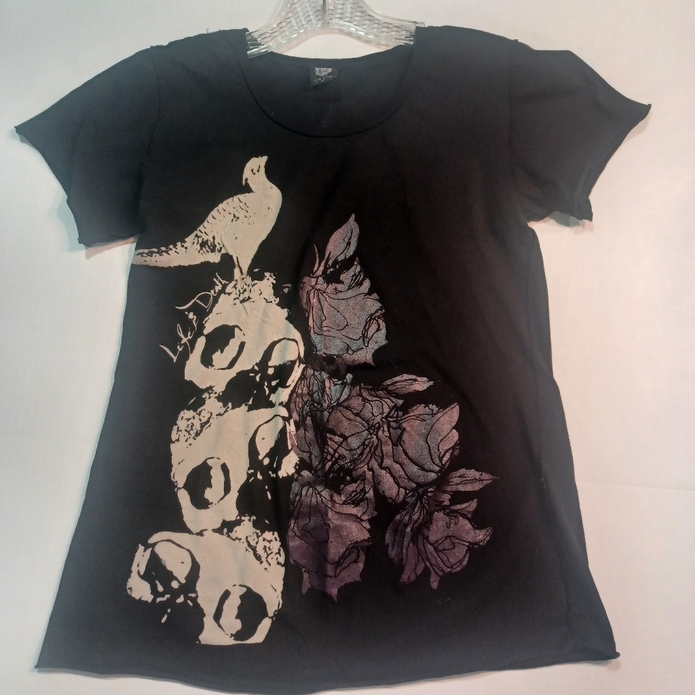 Beautiful Black Tee with Purple and White Design - Picture 7 of 7